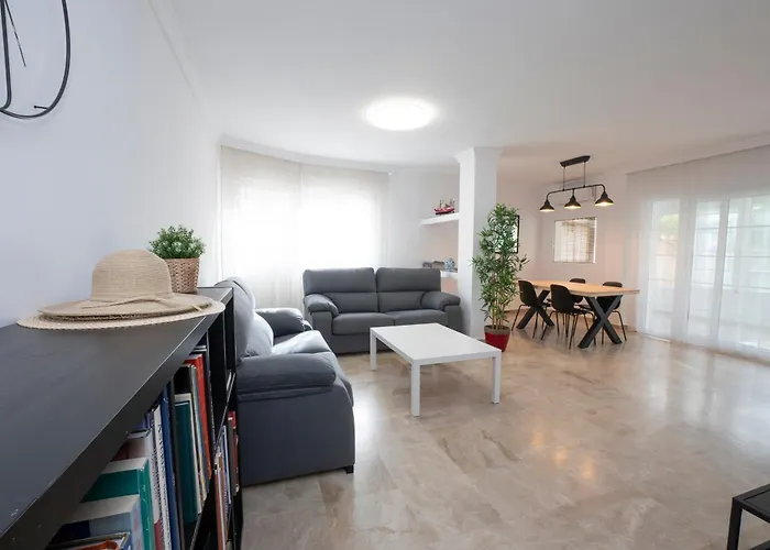 Jarales, Zona Parador, Nerja