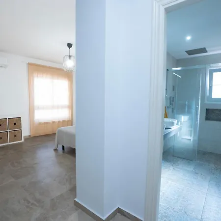 Jarales, Zona Parador, Daire Nerja