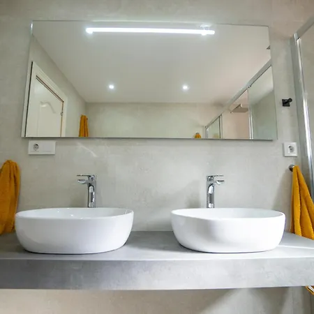 Jarales, Zona Parador,