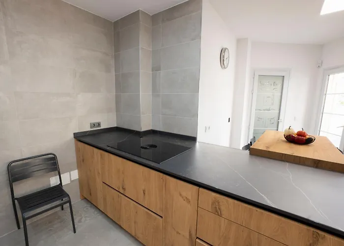 Jarales, Zona Parador, *