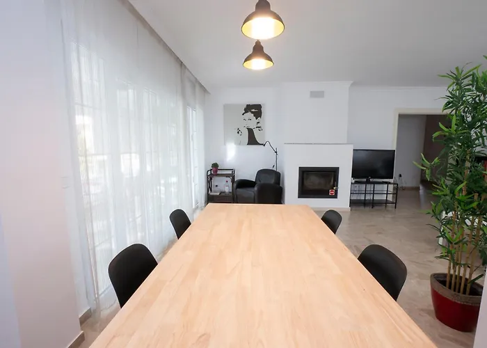 Jarales, Zona Parador, *