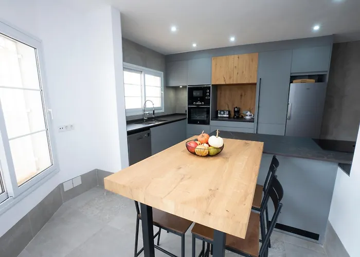 Jarales, Zona Parador, *